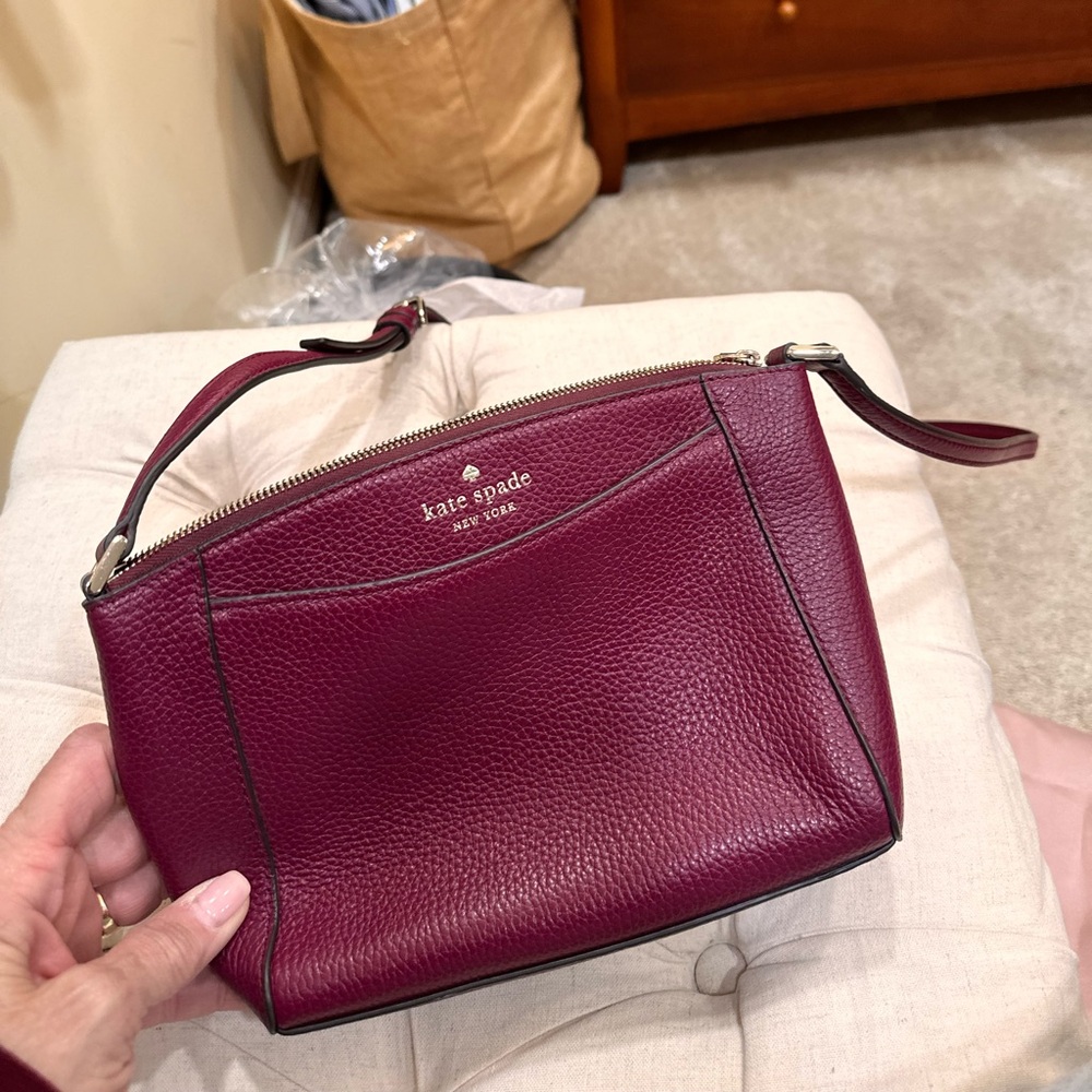 🌺 KATE SPADE CROSSBODY 🌺